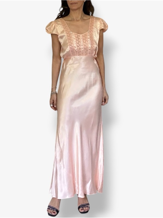 Vintage Other - Vintage 1940’s Peach Satin Nightgown and House Jacket set
